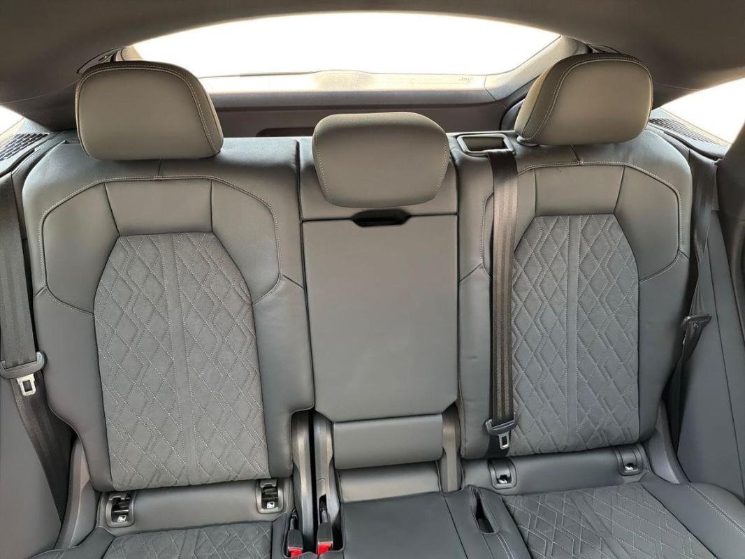 Audi Q5 - Photo 31