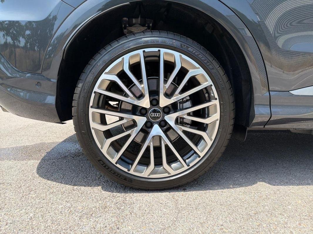 Audi Q5 - Photo 9