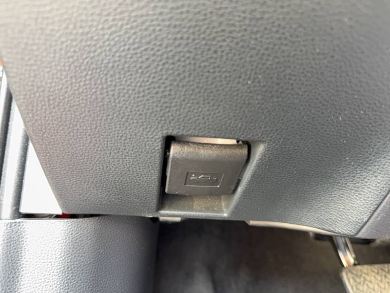 Toyota Corolla - Photo 17