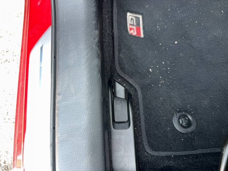 Toyota Corolla - Photo 18