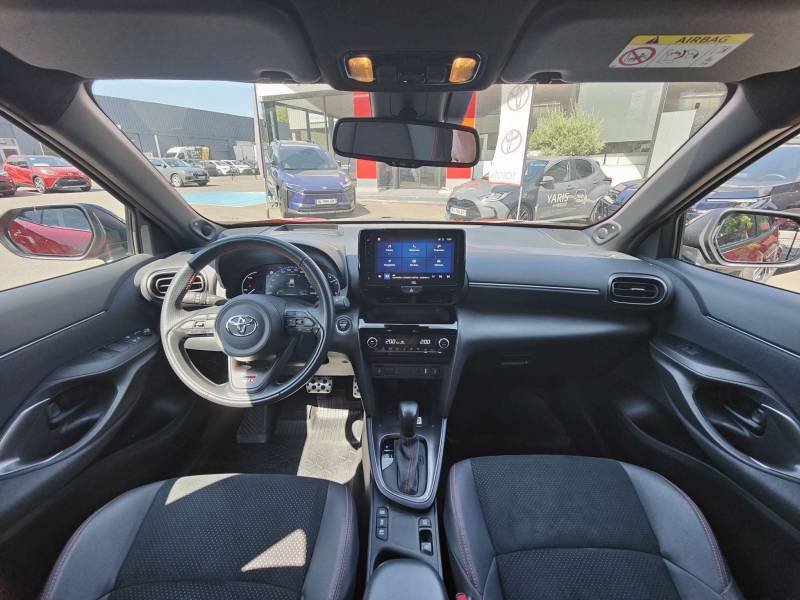 Toyota Yaris - Photo 9