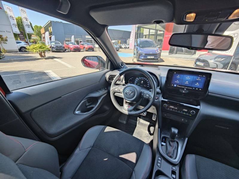 Toyota Yaris - Photo 10