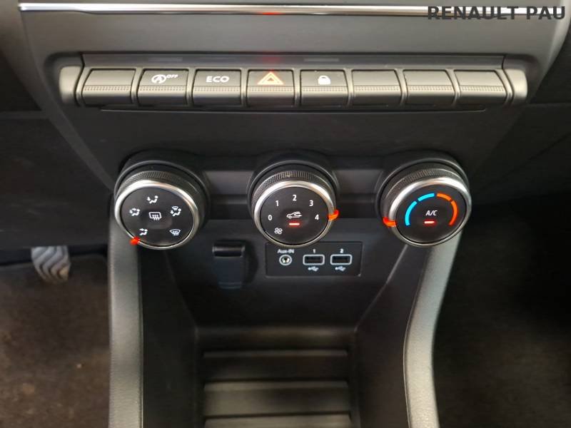 Renault Clio - Photo 25