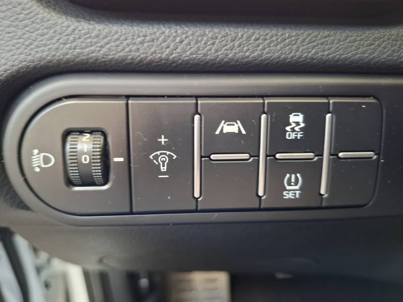 Kia Xceed - Photo 21