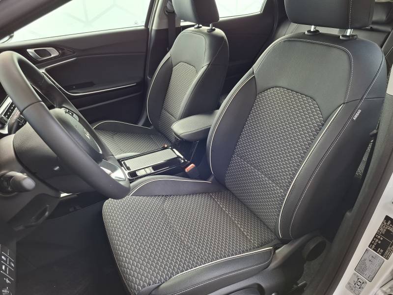 Kia Xceed - Photo 7