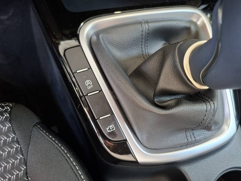 Kia CEED - Photo 21