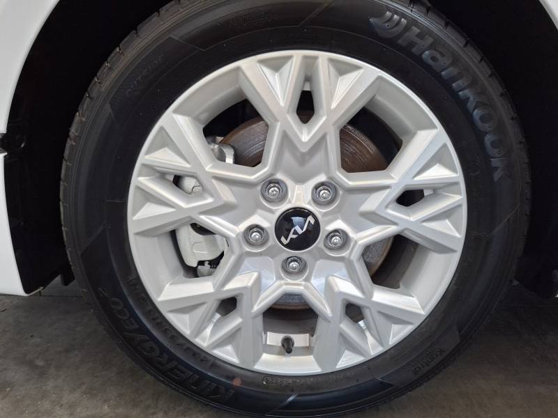 Kia CEED - Photo 25