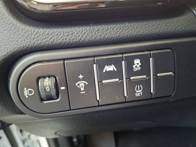 Kia CEED - Photo 40