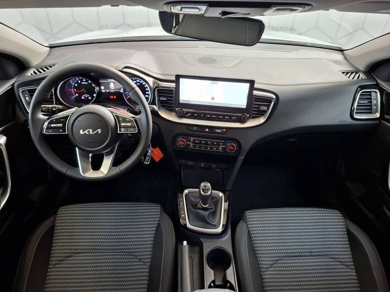 Kia CEED - Photo 8