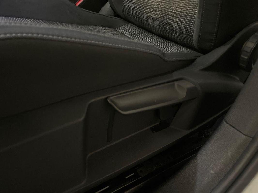 Volkswagen Golf - Photo 14