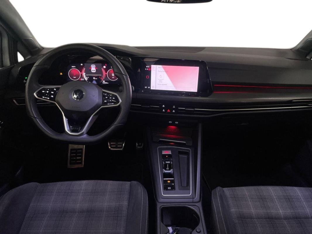 Volkswagen Golf - Photo 8