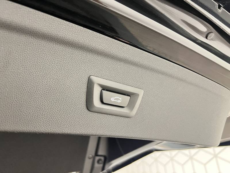 BMW ix - Photo 21