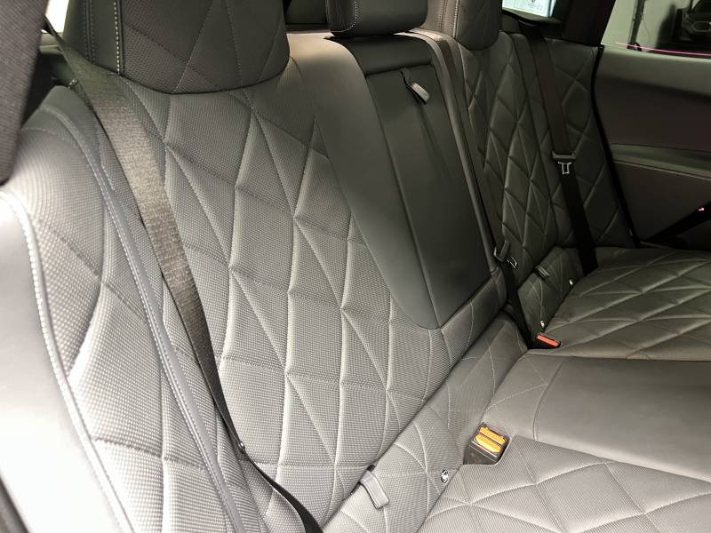 BMW ix - Photo 28