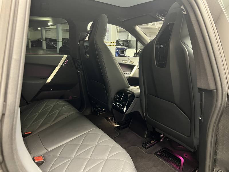 BMW ix - Photo 29