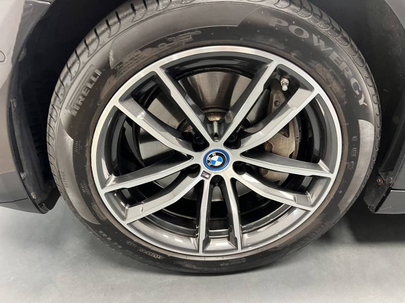 BMW Série 5 - Photo 17