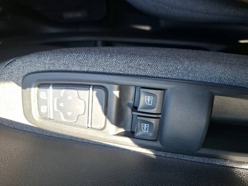 Renault Zoe - Photo 50
