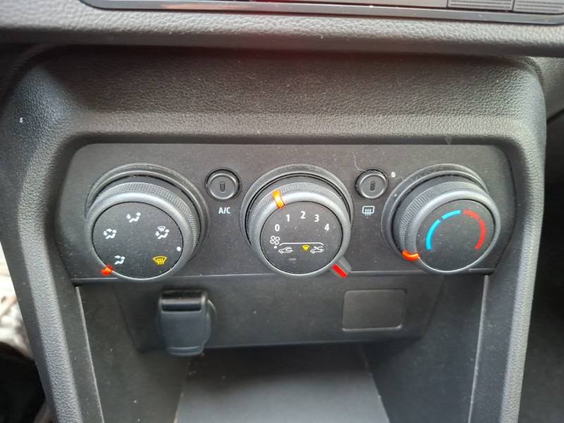 Dacia Sandero - Photo 20