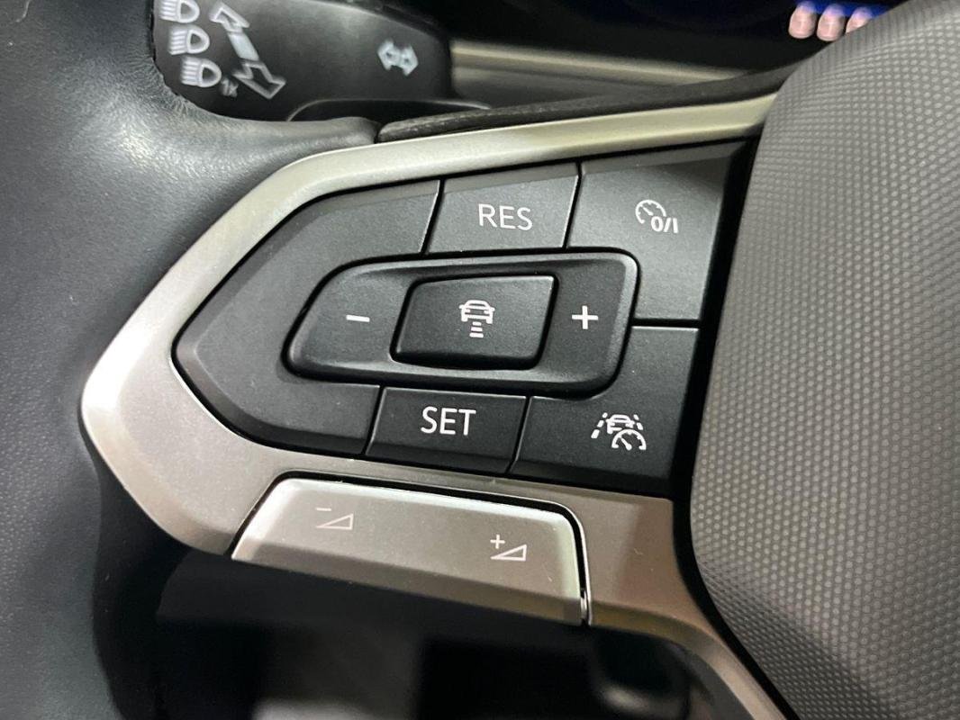 Volkswagen T-Roc - Photo 21