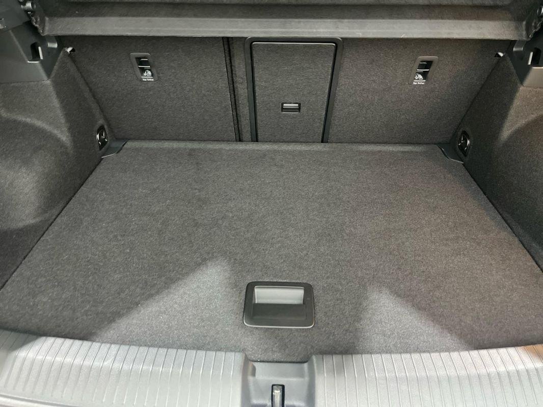 Volkswagen T-Roc - Photo 31