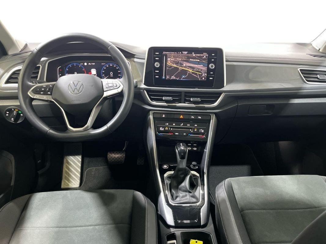 Volkswagen T-Roc - Photo 8