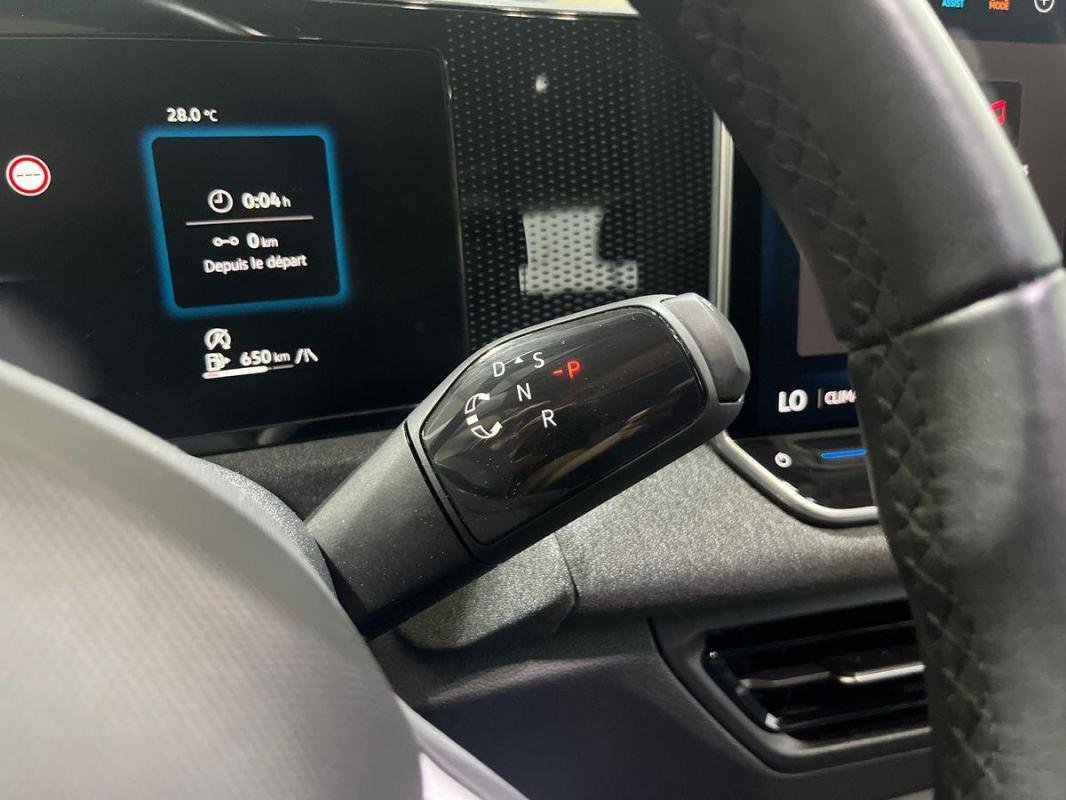 Volkswagen Tiguan - Photo 11