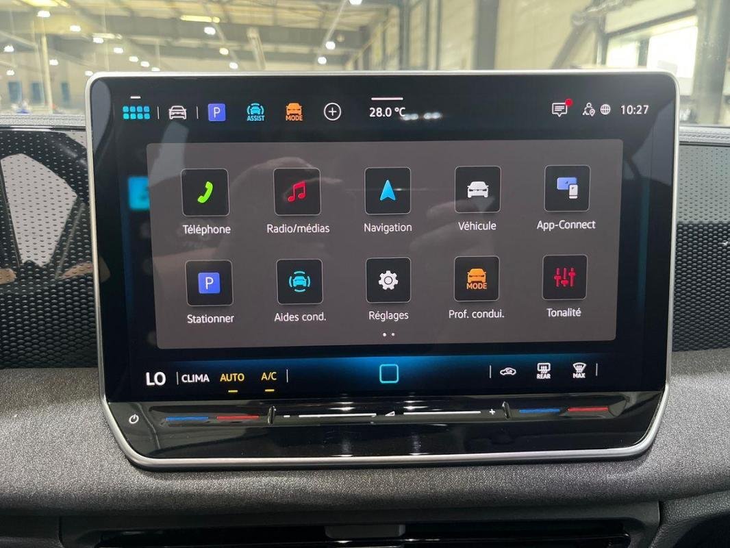 Volkswagen Tiguan - Photo 16