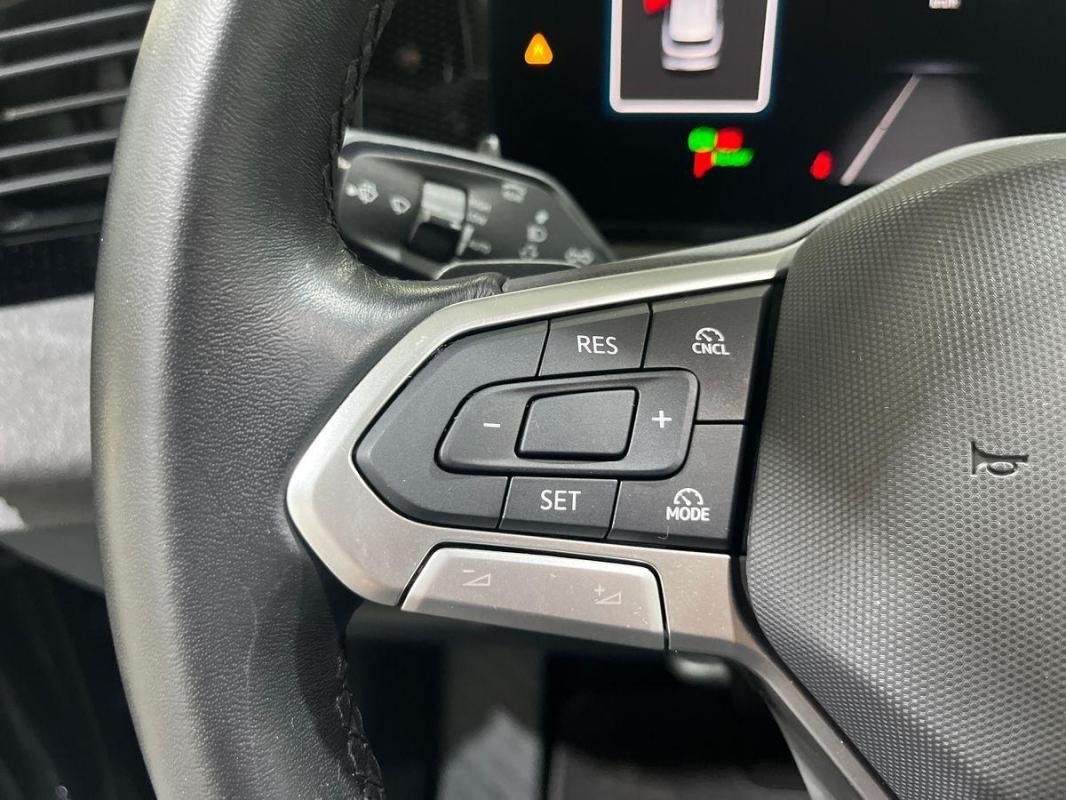 Volkswagen Tiguan - Photo 21