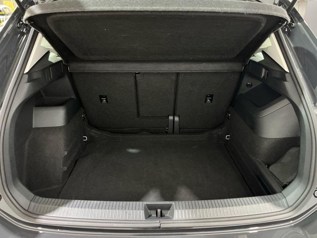 Volkswagen Tiguan - Photo 31