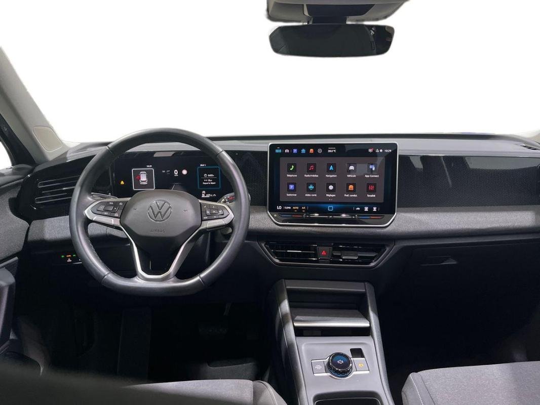 Volkswagen Tiguan - Photo 8