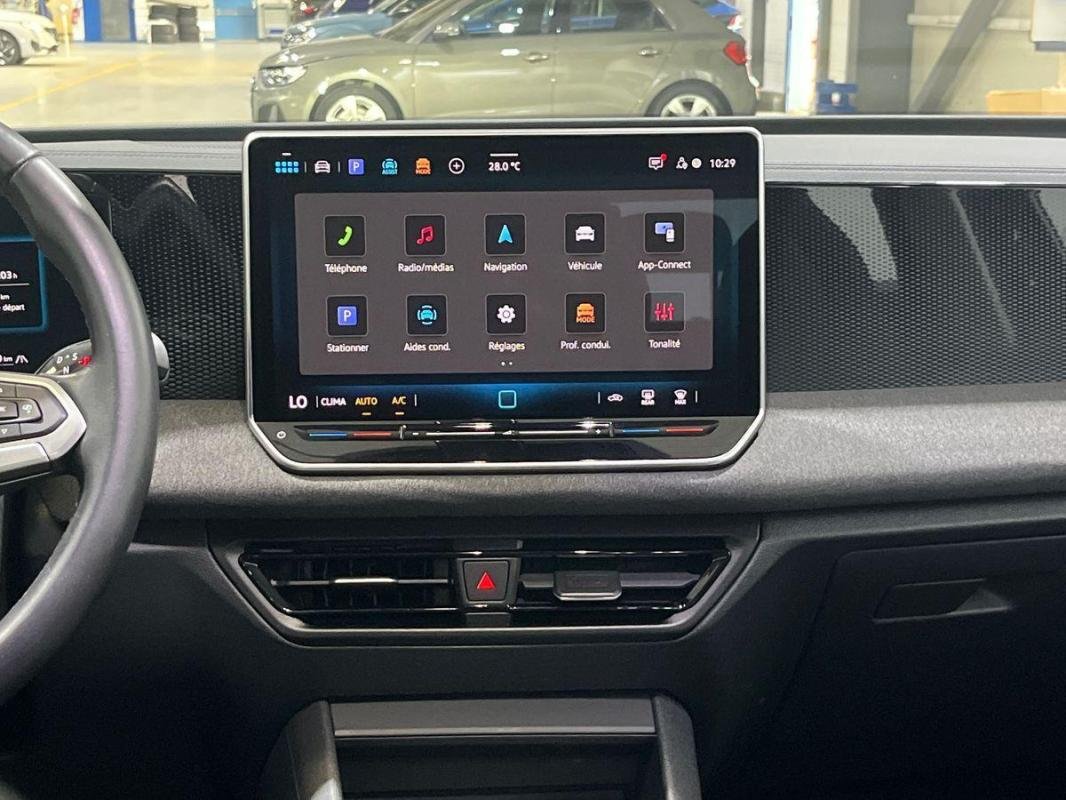 Volkswagen Tiguan - Photo 10