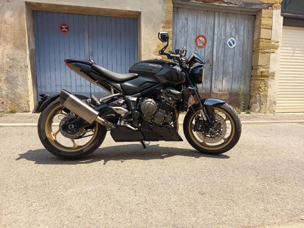 Triumph Triumph TRIDENT 800 - Photo 1