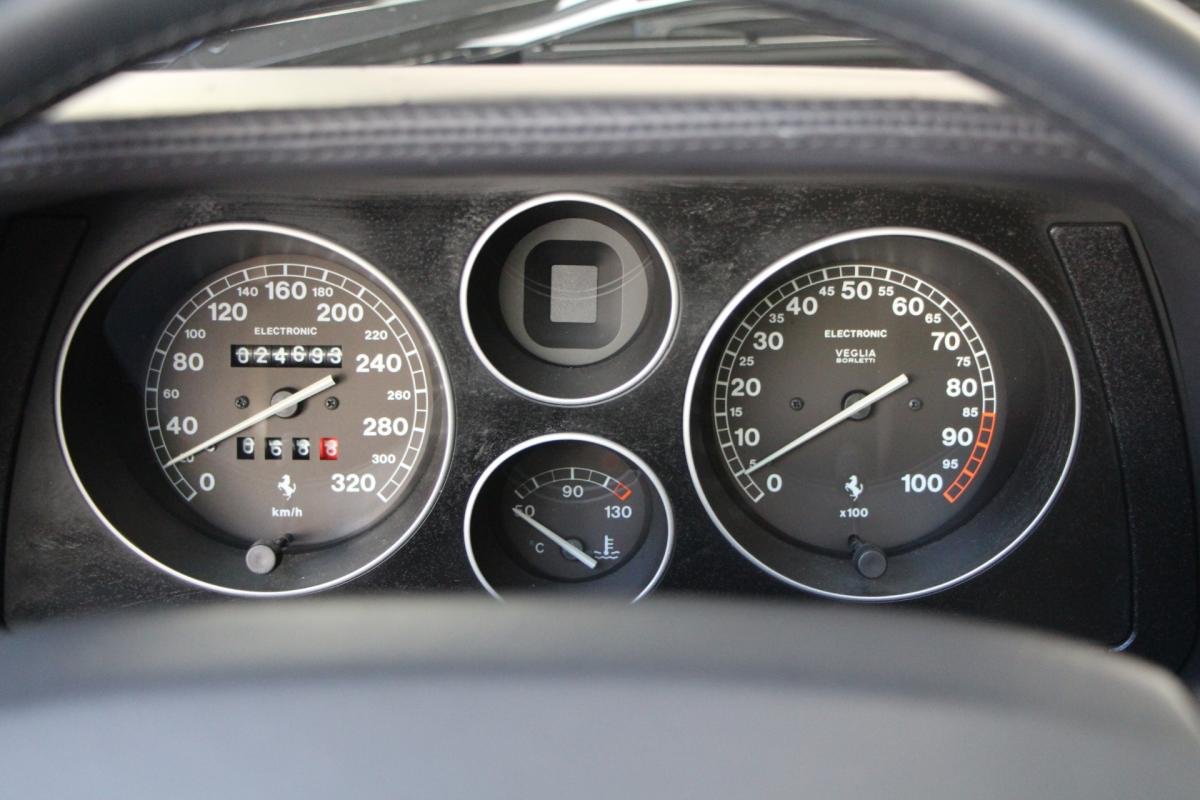 Ferrari F355 - Photo 25