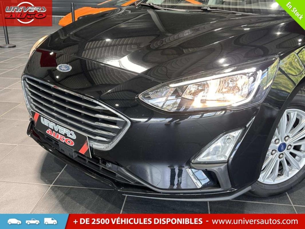 Ford Focus - Photo 2