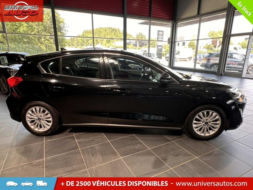 Ford Focus - Photo 4