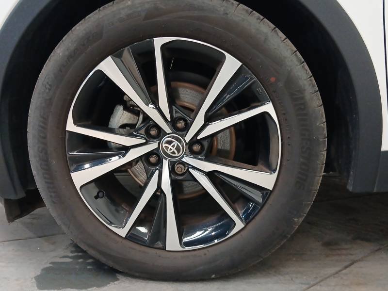 Toyota C-HR - Photo 9