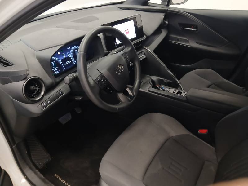 Toyota C-HR - Photo 14