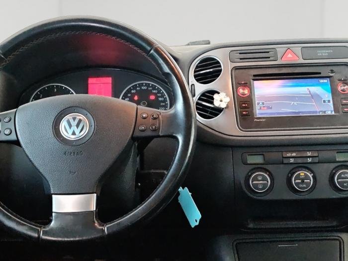 Volkswagen Tiguan - Photo 20