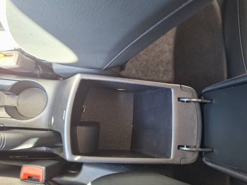 Kia Stonic - Photo 11