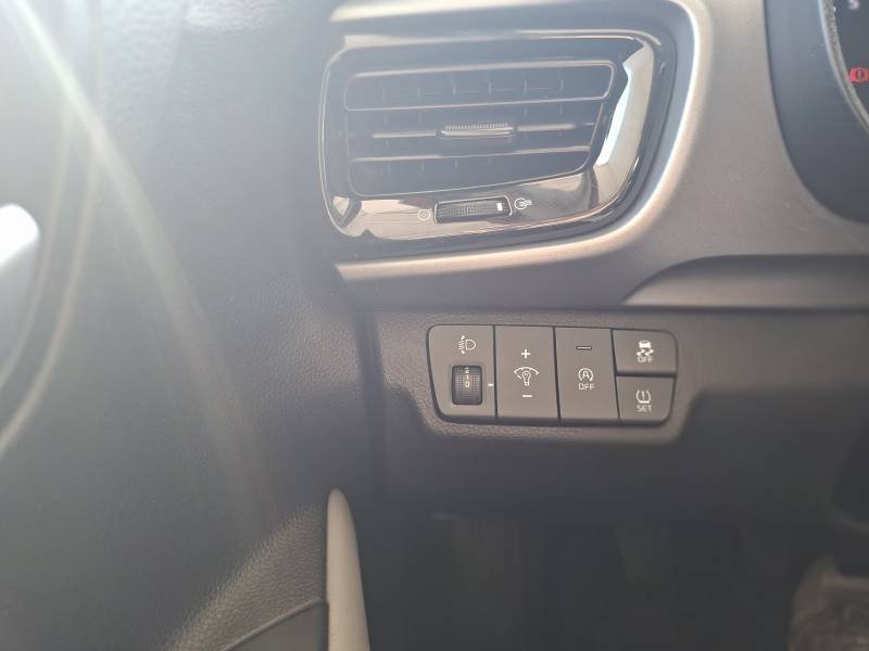Kia Stonic - Photo 17