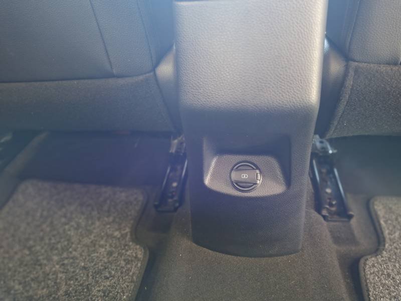 Kia Stonic - Photo 22