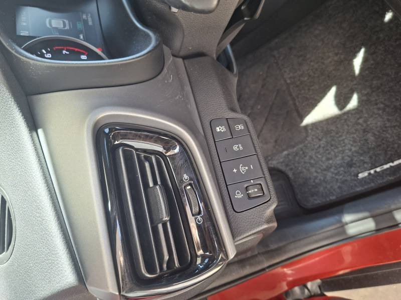 Kia Stonic - Photo 25