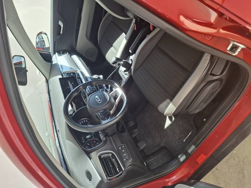 Kia Stonic - Photo 26