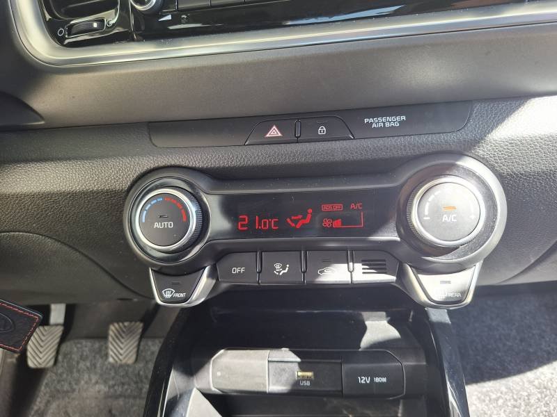 Kia Stonic - Photo 36