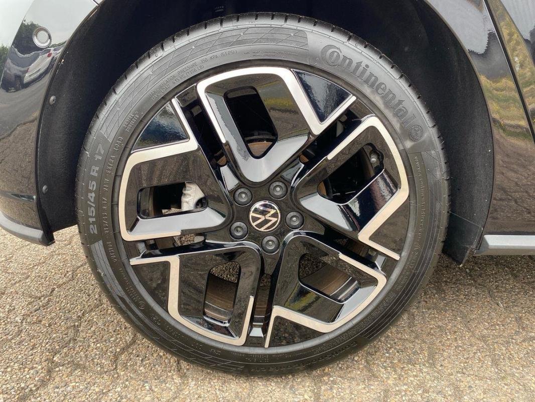 Volkswagen Polo - Photo 24