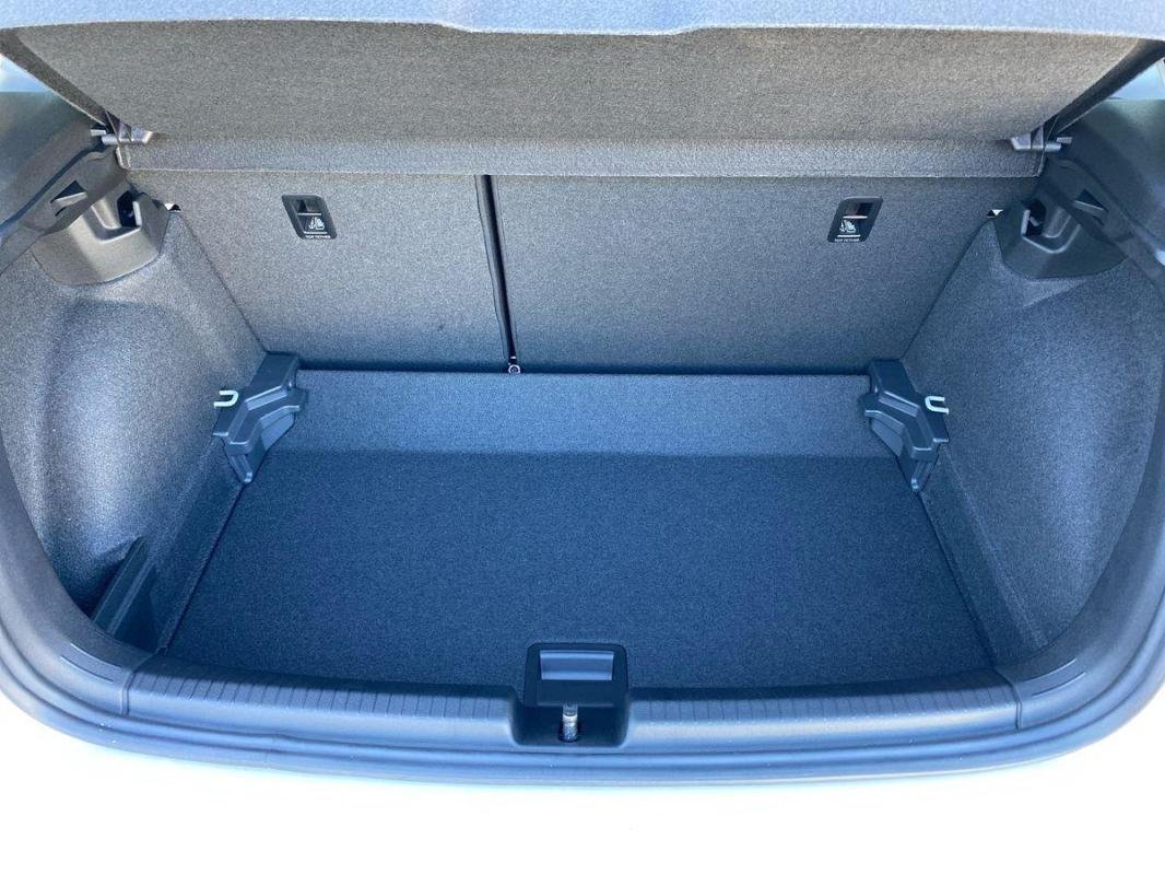 Volkswagen Polo - Photo 23