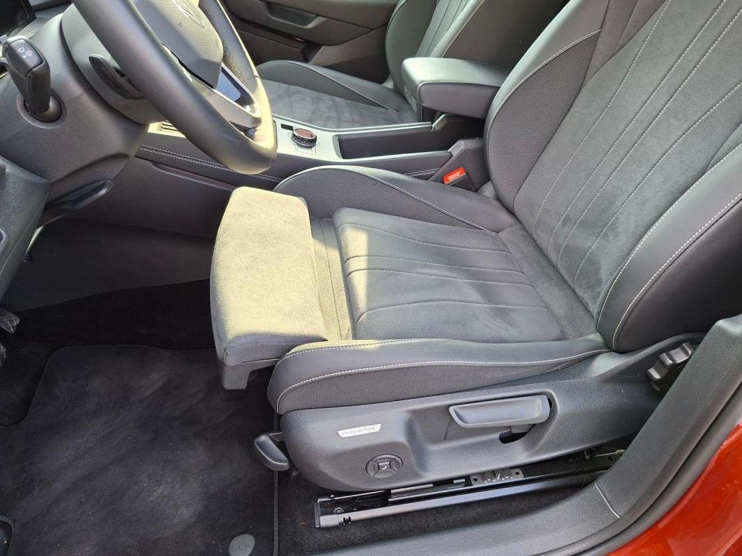 Volkswagen T-Roc - Photo 10