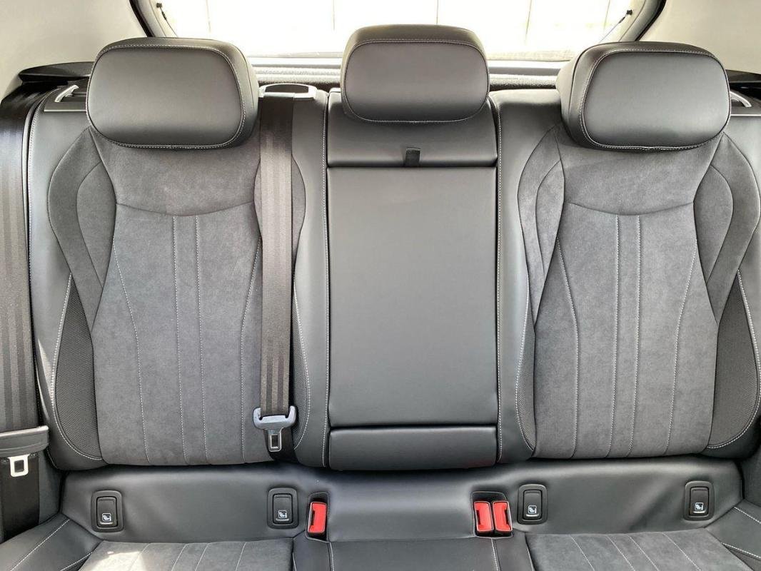 Volkswagen T-Roc - Photo 22