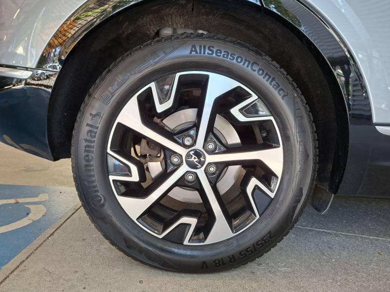Kia Sportage - Photo 12