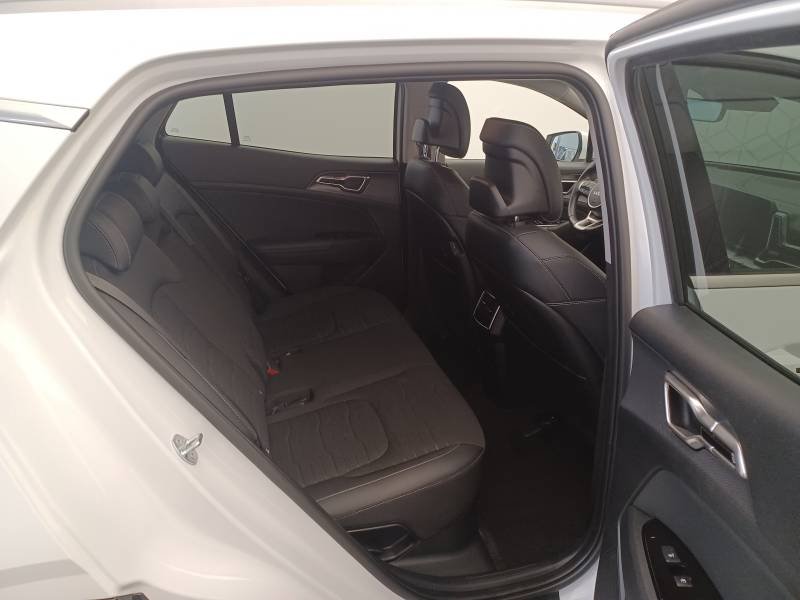 Kia Sportage - Photo 15