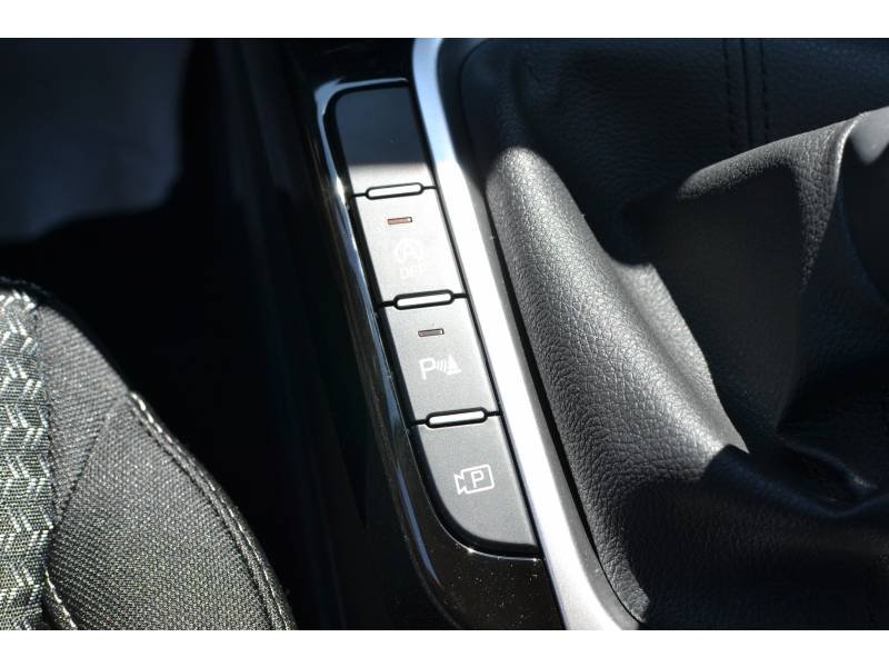 Kia CEED - Photo 18